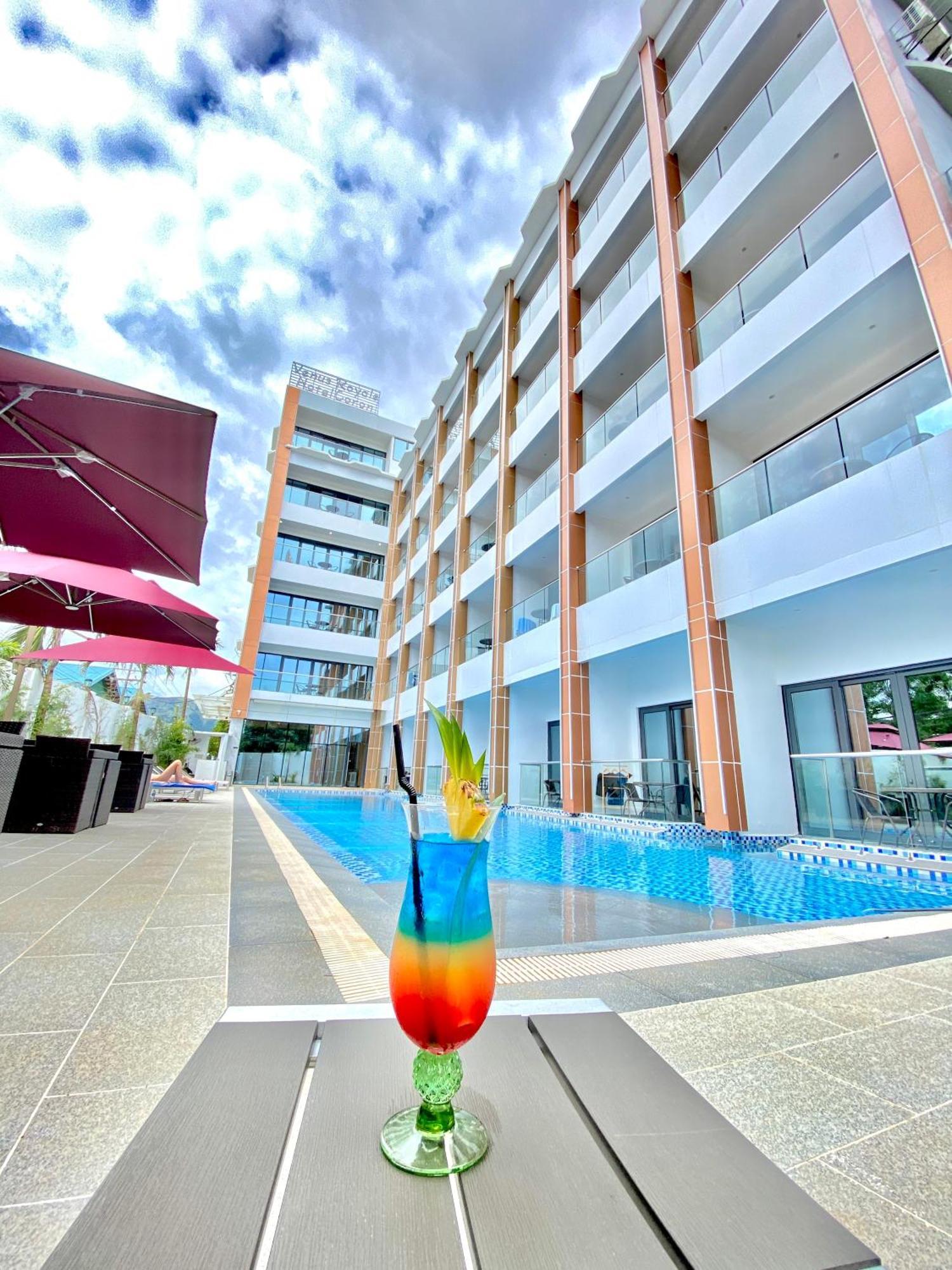 Venus Royale Coron