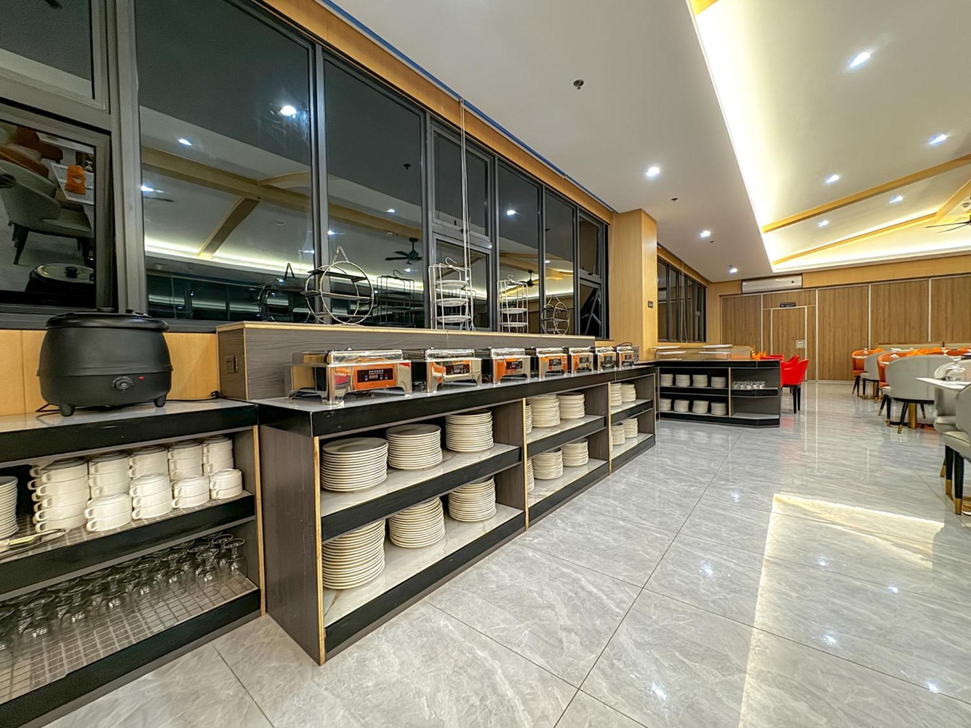 Venus Royale Hotel 5*