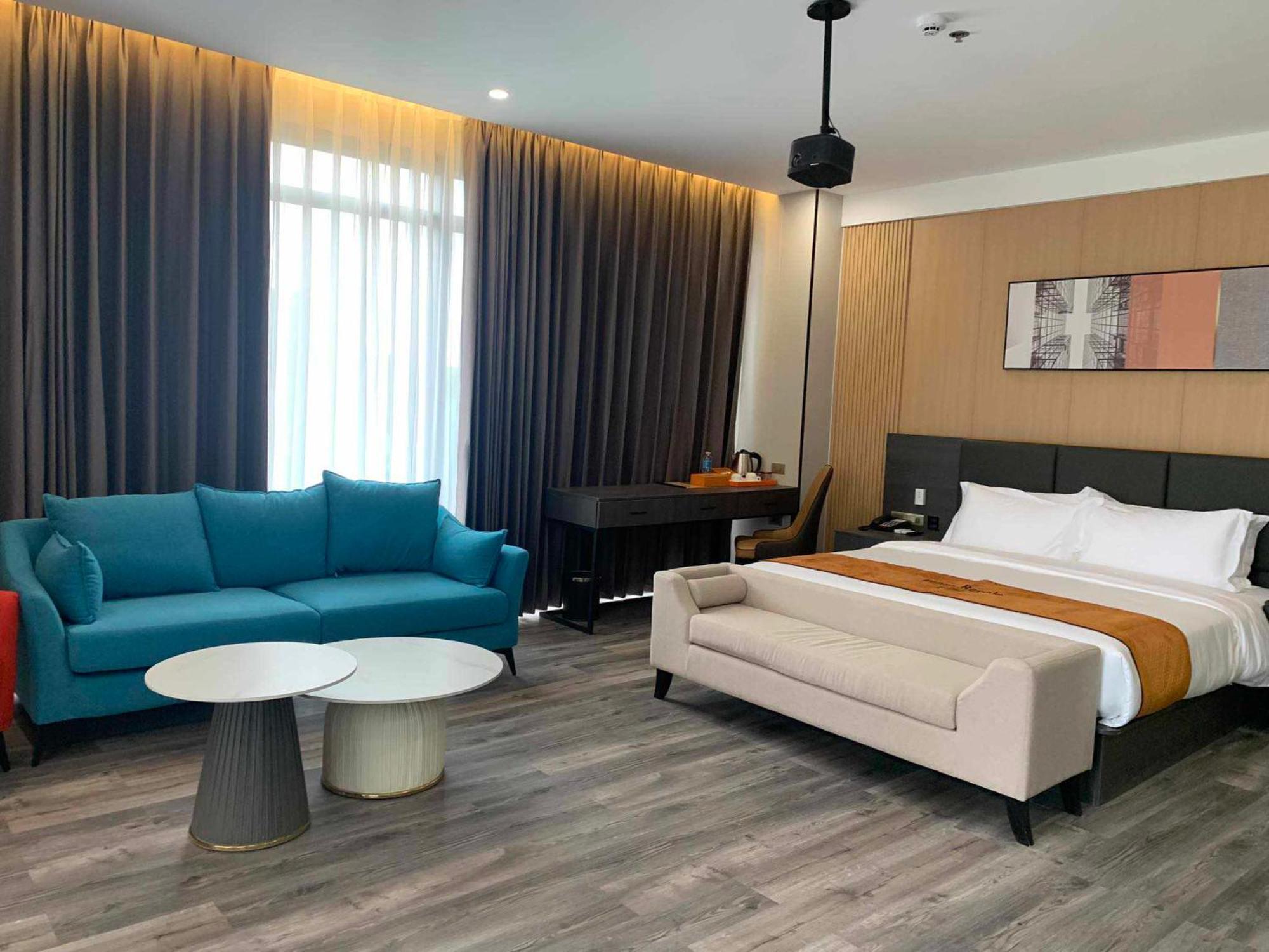 Venus Royale 5* Coron